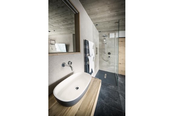 Badezimmer - Glanzer Homes Längenfeld Zentrum - Längenfeld