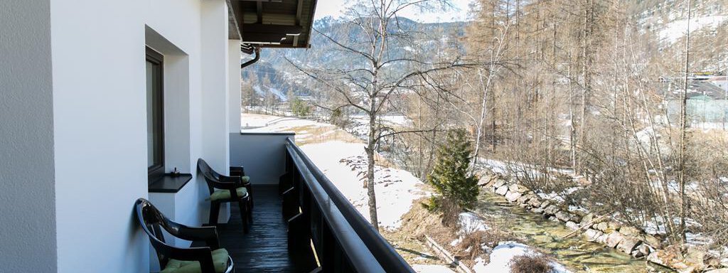 Aussicht vom Balkon Richtung Gaislachkoglbahn - Apart Carmen - Sölden