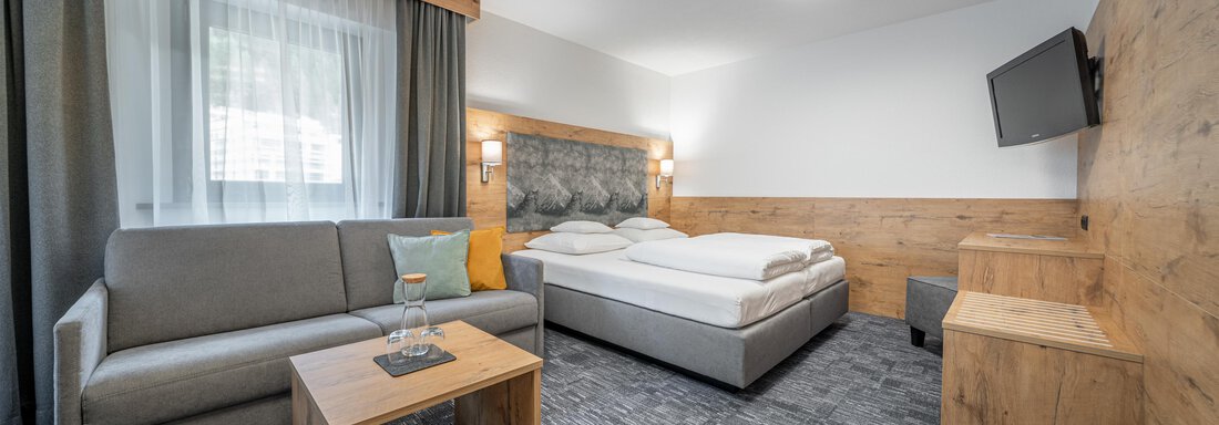 Standard double room | © Johannes Brunner (CC C) Standard double room - Apart Hotel Garni Alt Kaisers - Sölden