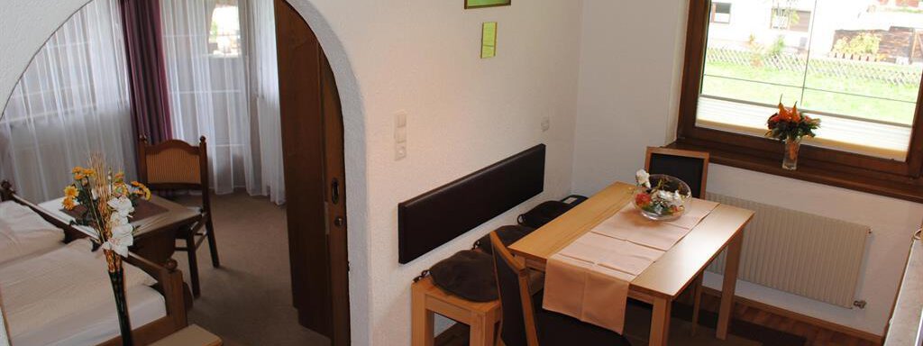 Wohnbreich mit Schlafzimmer - Apart Tyrolis - Sölden