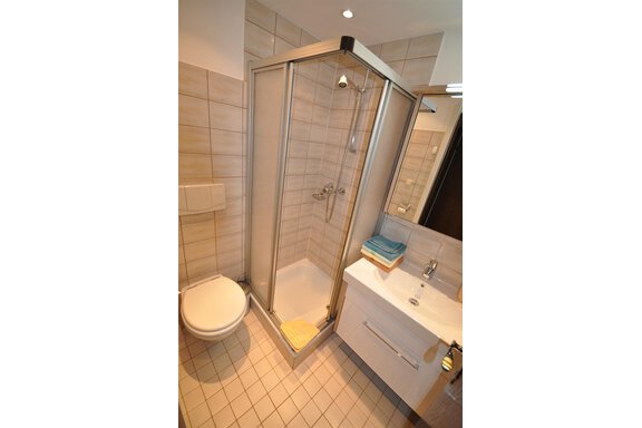 Bad mit Dusche/WC - Appartement Harmonie - Sölden