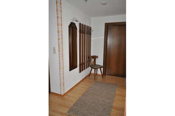 Vorraum mit Garderobe - Appartement Harmonie - Sölden