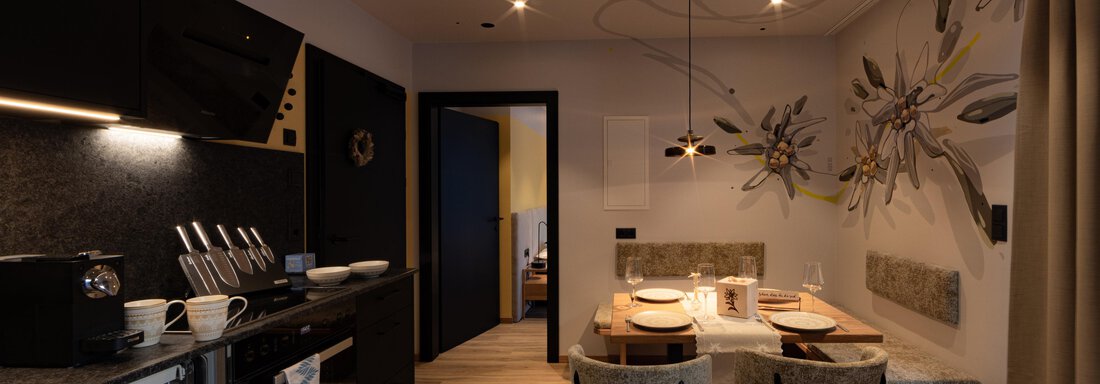 Edelweiß Wohnküche | © Ernst Lorenzi (CC C) Edelweiß Wohnküche - Appartements Lorenzi - Sölden