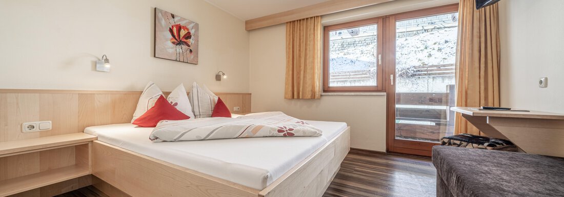 Appartment 3 - Schlafzimmer 1 - Appt. Haus Im Winkel - Sölden