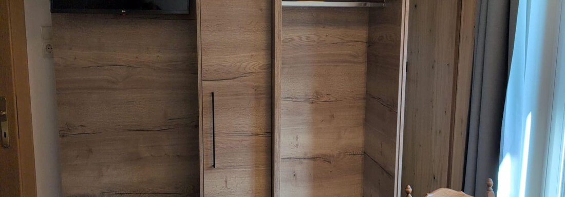 Wohnzimmer mit TV Wohnzimmer mit TV - Appt. Rosmarie - Sölden