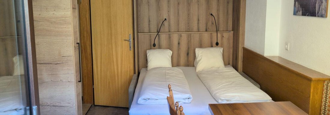 Wohnlandschaft als vollwertiges Doppelbett Wohnlandschaft als vollwertiges Doppelbett - Appt. Rosmarie - Sölden