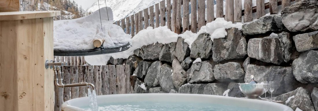 Hot Tub Zirbenchalet - Chalet Resort Sölden - Sölden