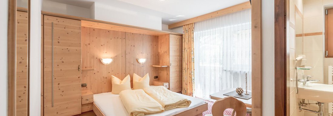 Schlafzimmer | © Sonnzeit (CC C) Schlafzimmer - Ferienhaus Apart Sonnzeit - Sölden