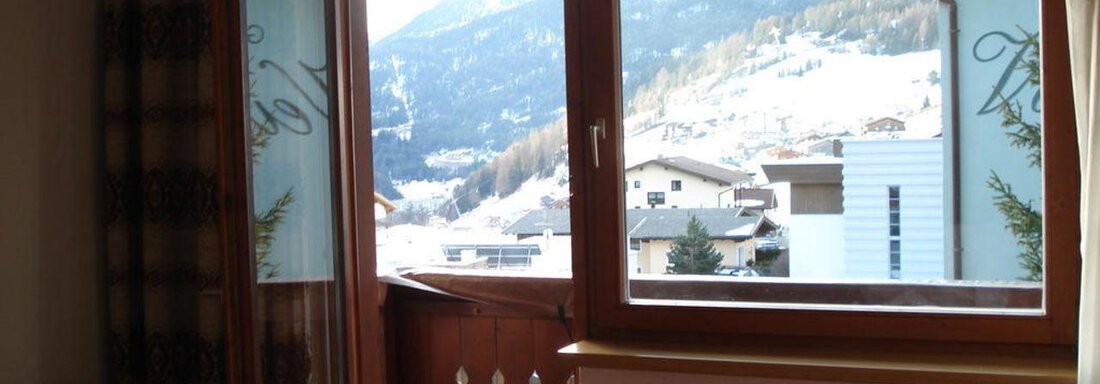 Aussicht vom Balkon - Gästehaus Marco - Sölden