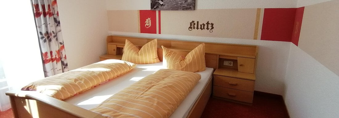 Schlafzimmer - Haus Alt Schmiedhof - Sölden