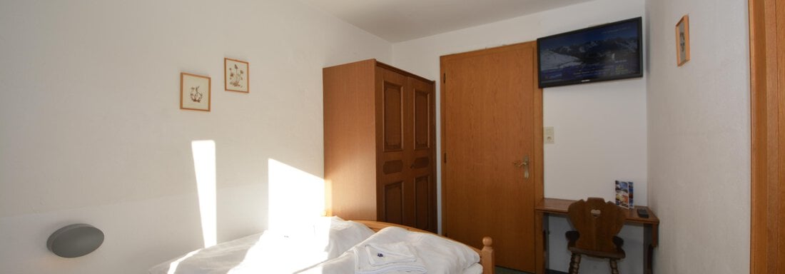 Small double room - Haus Hermann Arnold - Sölden