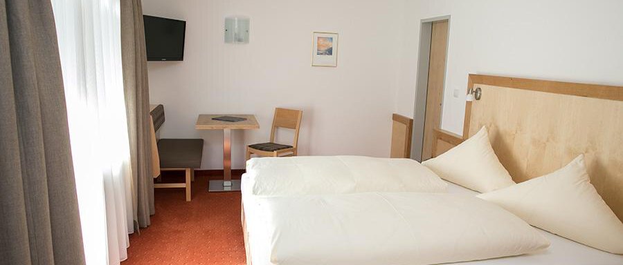 Doppelzimmer - Hotel Garni Ehrenreich - Sölden