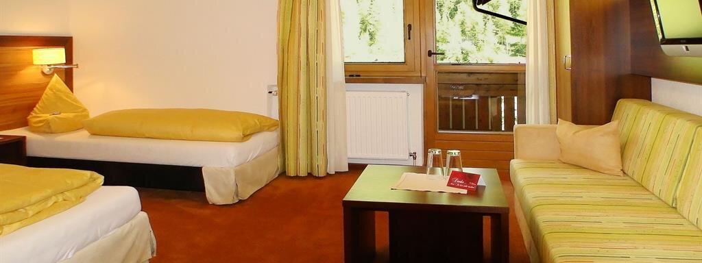 Doppelzimmer Twin Bed - Hotel Garni Hainbacherhof - Sölden