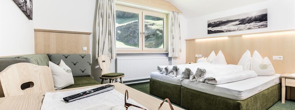 Doppelzimmer "Reh" - Madle - Bed & Breakfast - Sölden