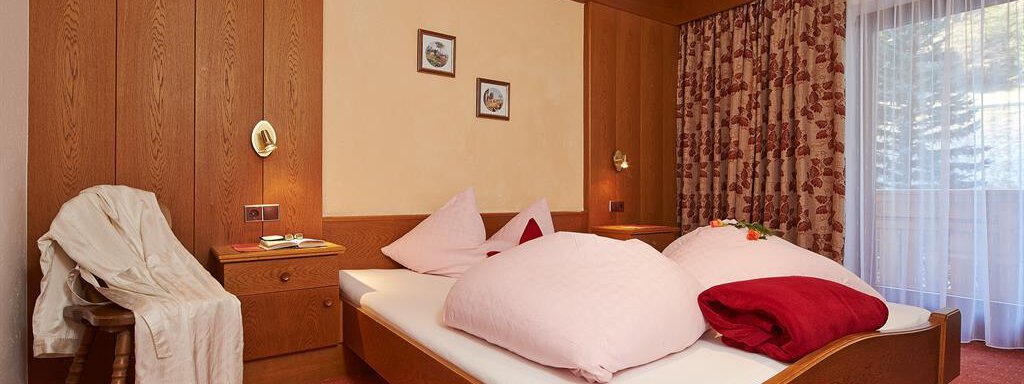 Doppelzimmer - Pension Alpenruhe - Sölden