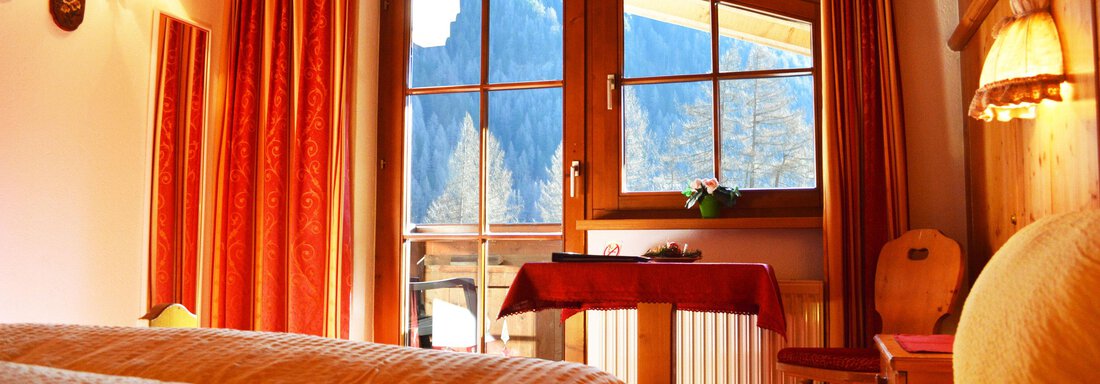 Doppelzimmer mit Balkon - Pension "Zur alten Mühle" - Sölden